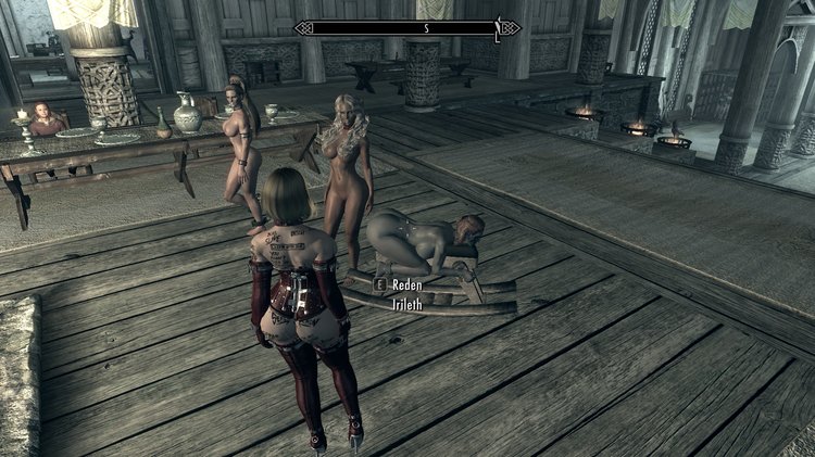 dmposes2.jpg