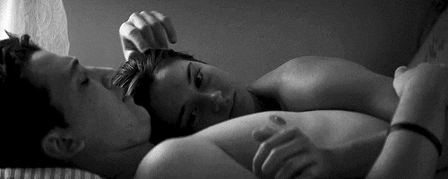 tumblr_inline_p0jmw2g3Le1vo9qoq_500.gif.76c8f8b83c2520a0ee500995db005f50.gif