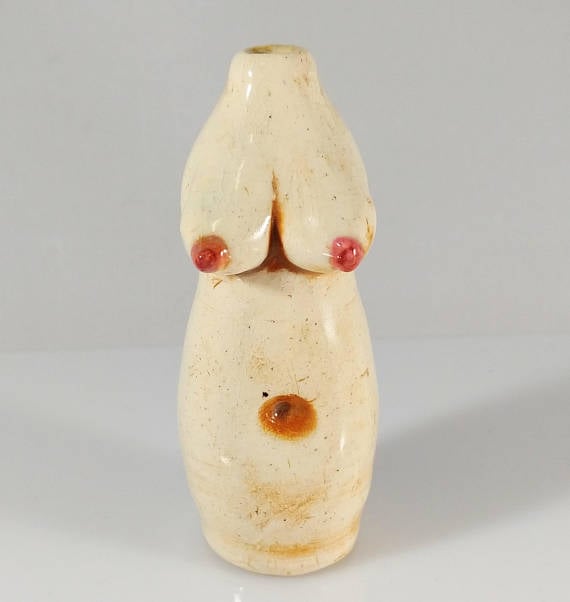 Vase-female.jpg.71e556d8b99b38ebdff37d46cba08370.jpg