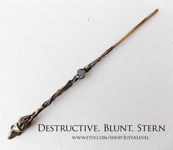 96b44e04adb5a3964a76130842f27802--dark-witch-wands.jpg.30a5fec7e03cd83832e437415990141a.jpg