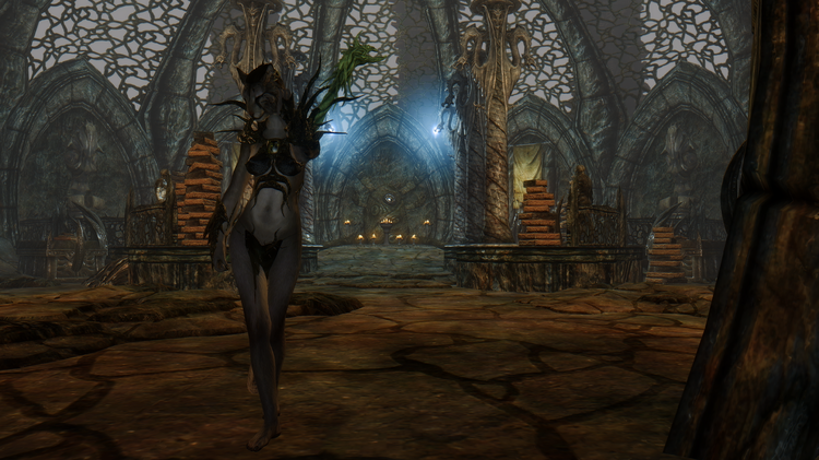Priestess03.png