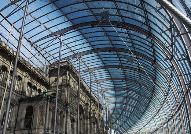 gare-galerie-verre-interieur-c-Chasmer.jpg.441f766a48e76d4e88c7b5129994d80b.jpg