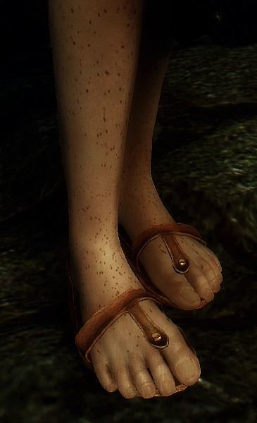 sandals.jpg.e2a2030c5904f4b8f5aad652e7f147b5.jpg