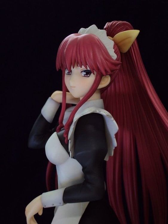 Maid_Benisu_001.thumb.jpg.418f61a8eee7fb369cf9edfd50bd1f4a.jpg