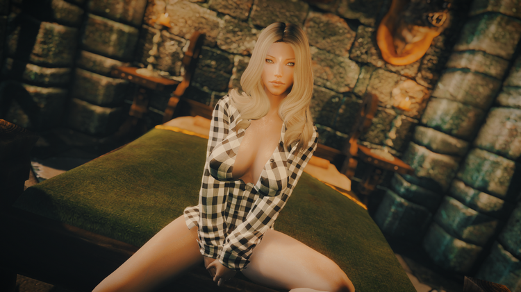 sensual.thumb.png.41f97d421fdcb4025391b503d69ae00f.png