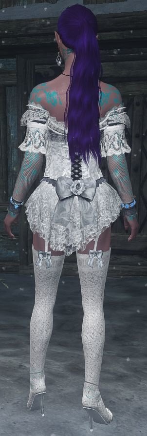 1026793576_WeddingDressnoSkirt3bysmitBSCosBack.jpg.ca973b4fe5079783230226e28cbf6d9c.jpg