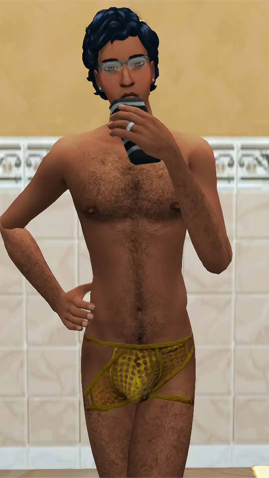 298039647_DaceySelfieCollage03.png.77b2a1ca36189329765c32447a6caad0.png