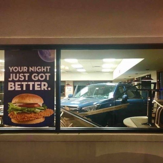 yournightjustgotbetter.jpg.2152e43af288ddc97bf9816b4698a3df.jpg