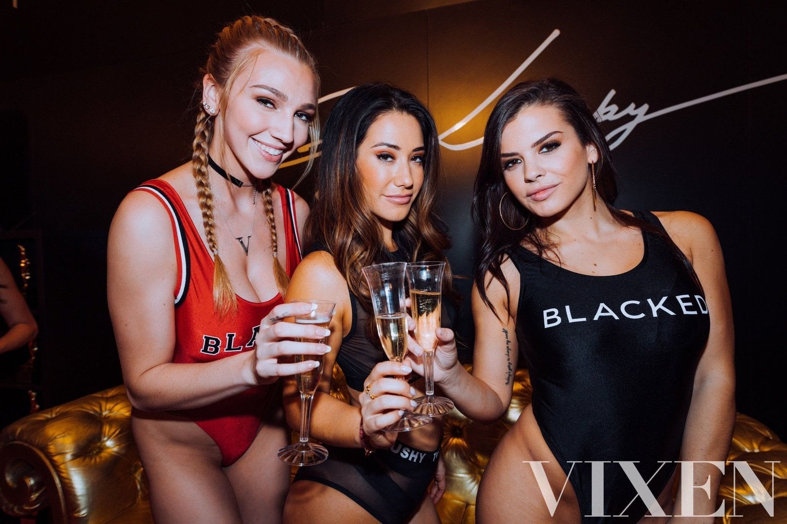 6c5d8185502f28119bf716ab8be2d560.jpg