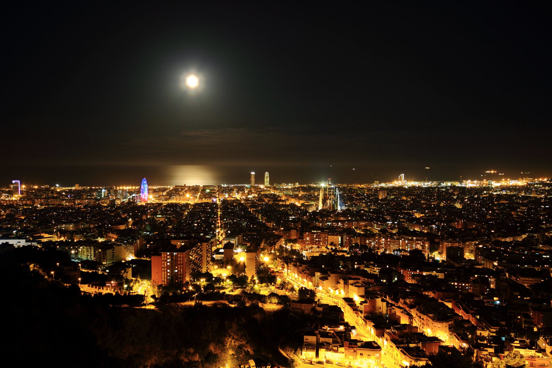 nochebcn.jpg