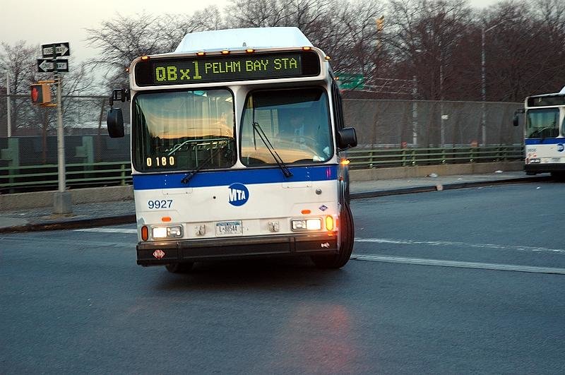 MTA_Bus_Orion_V_9927.jpg.068e8e264223b6f64fc097ed7cbb4f59.jpg