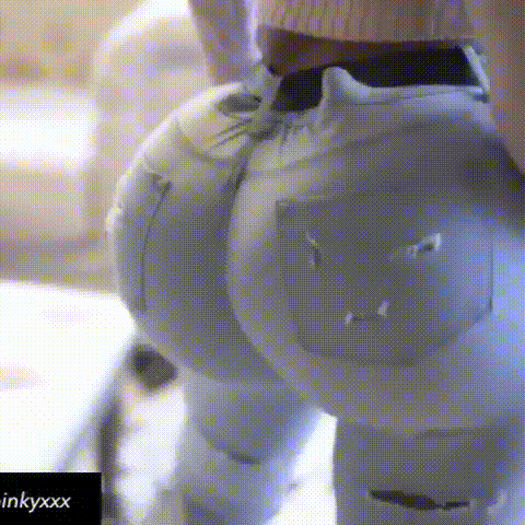 eyecandyclubofficial___BW3a9Z9n2DX___.gif.f70a5446f2bfbfd6e7979e9024105e98.gif