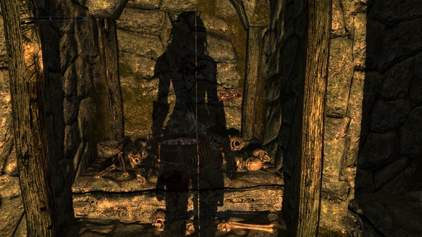 1061392370_TESVShadow01.jpg.6f359779e165ce7b20cd494807960788.jpg