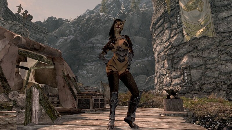 1425836072_carvedpose6.jpg.298a42aeef7d205650ce86f9ed836d6e.jpg