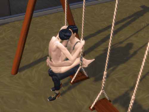 Swing_kiss2.gif.bfc9f25c47c0430d6fea68d51dd24422.gif