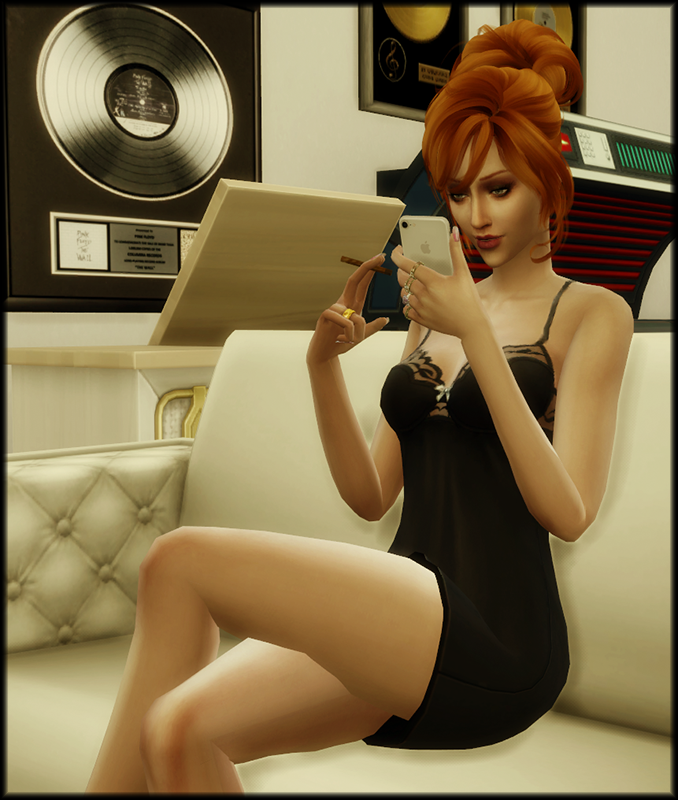 Nadine.png.39a7f2e08fe68689cb7ce0b88b7f8a43.png