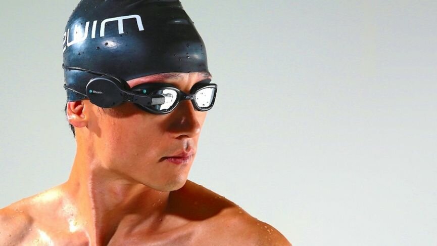 zwim-smart-swimming-goggles-1517394935-5JbY-column-width-inline.jpg.024ba50f1afbc221120faf869eff0fe1.jpg