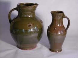 jugs.jpg.19f3e1c1b4f873322895d6a98311e293.jpg