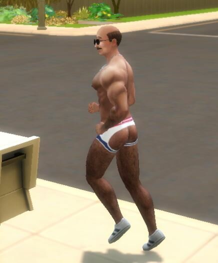 TomPeepingMorningJog.jpg.2ac61c6be8fdd561c7ab6162a9987518.jpg