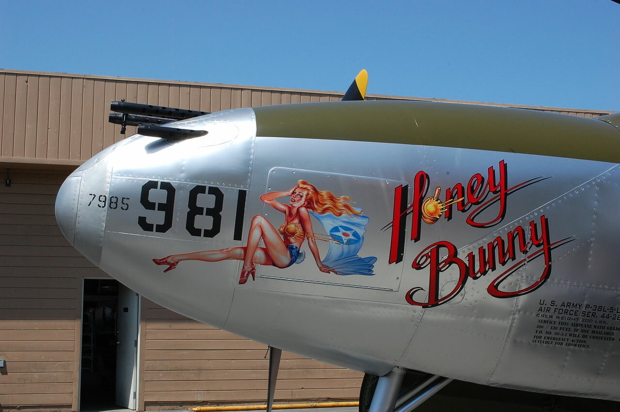 1280px-Honey_Bunny_P-38.jpg