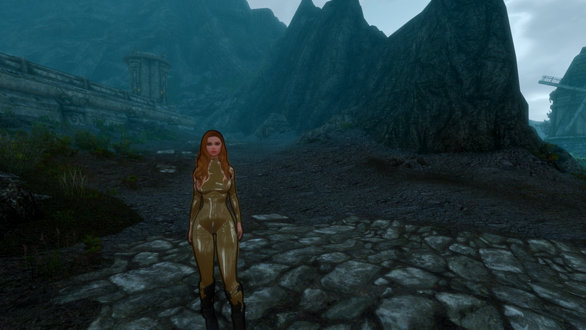 179432361_goldensuit.png.82f1672e98203629df12b341f6349ddd.png