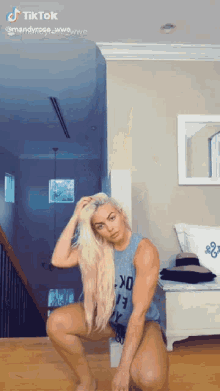 1897004528_tenor(1).gif.81e2b9e23abe8510c5c0fa0cd3c9ff84.gif