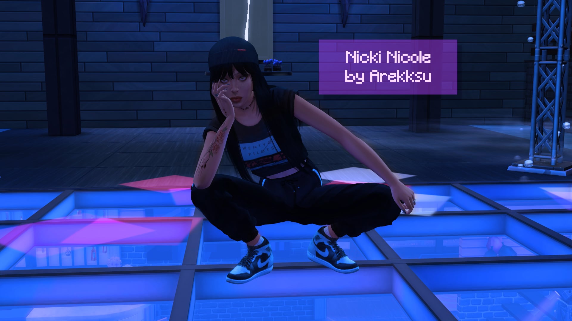554897728_NickiNicole(cover).jpg.2dc2cb44cc2b911cec980d5f5e52ed1a.jpg