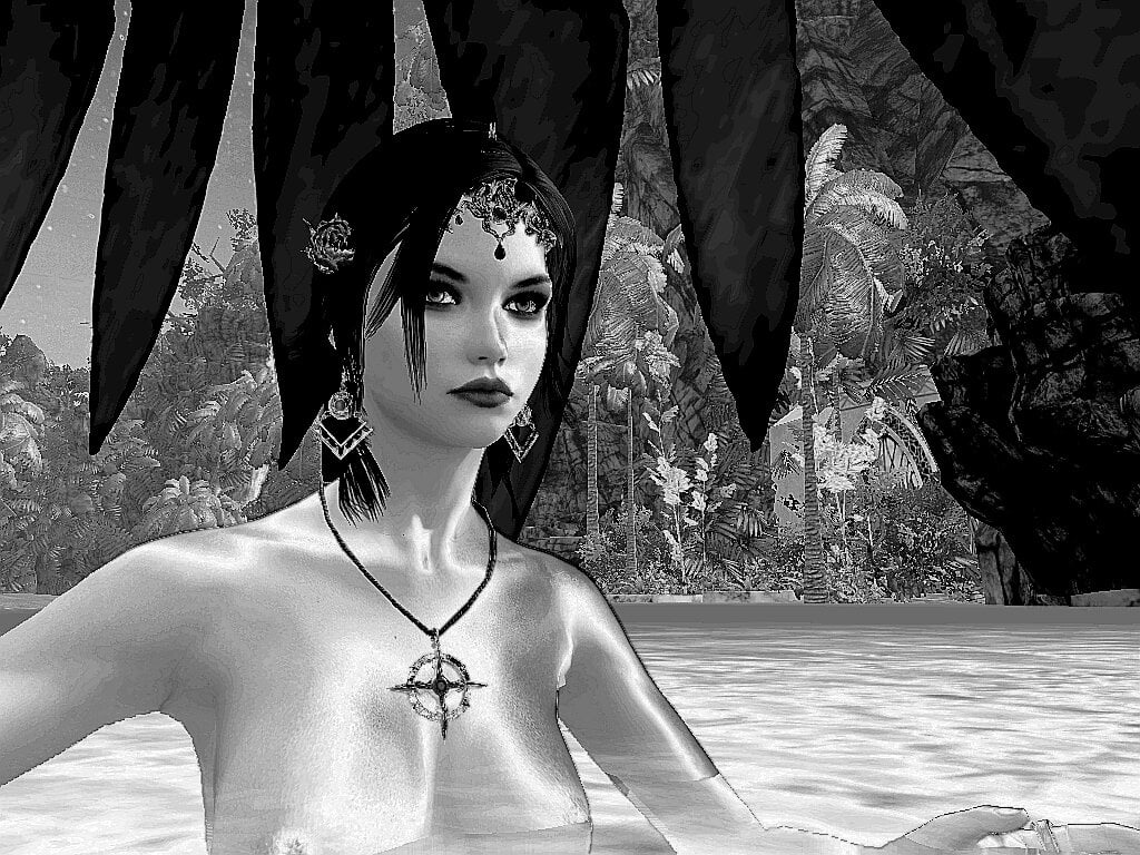 Lara_lunar_swimming_02.jpg.10bc1a93285024b4a20fec92a19f108a.jpg