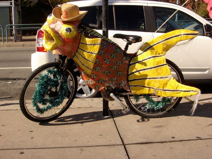 2107183769_FishBike.jpg.cdaa530f1774a4b7cdd5a7d88456d42b.jpg
