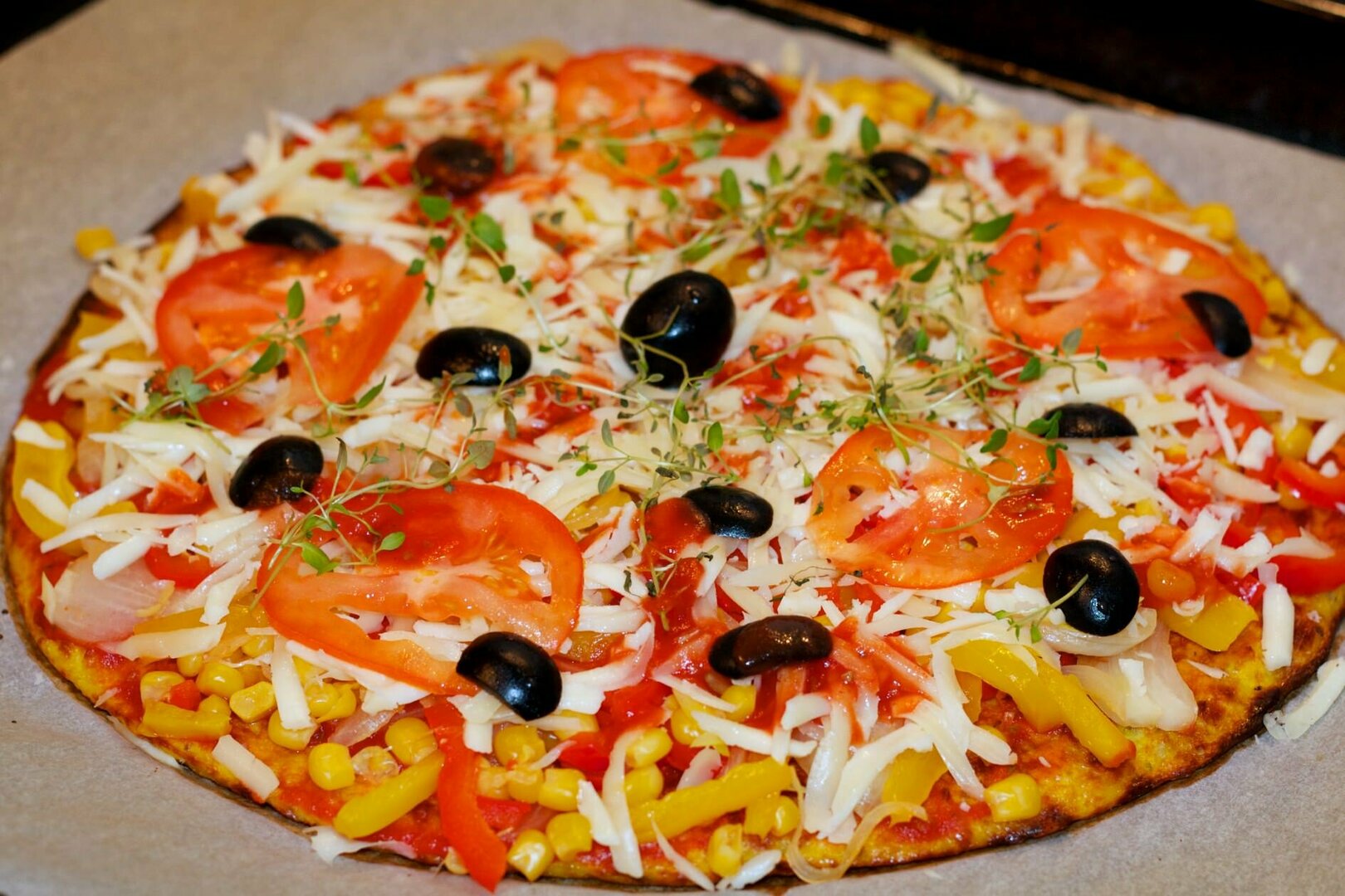 Darko-Kontin-Kuharica-karfiol-pizza-6.thumb.jpg.d61a3de81cc58517f0530e1b1e8475e8.jpg