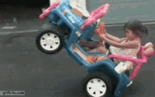 driving-drive.gif.180c5ffb87de2afa73aac95753c21165.gif