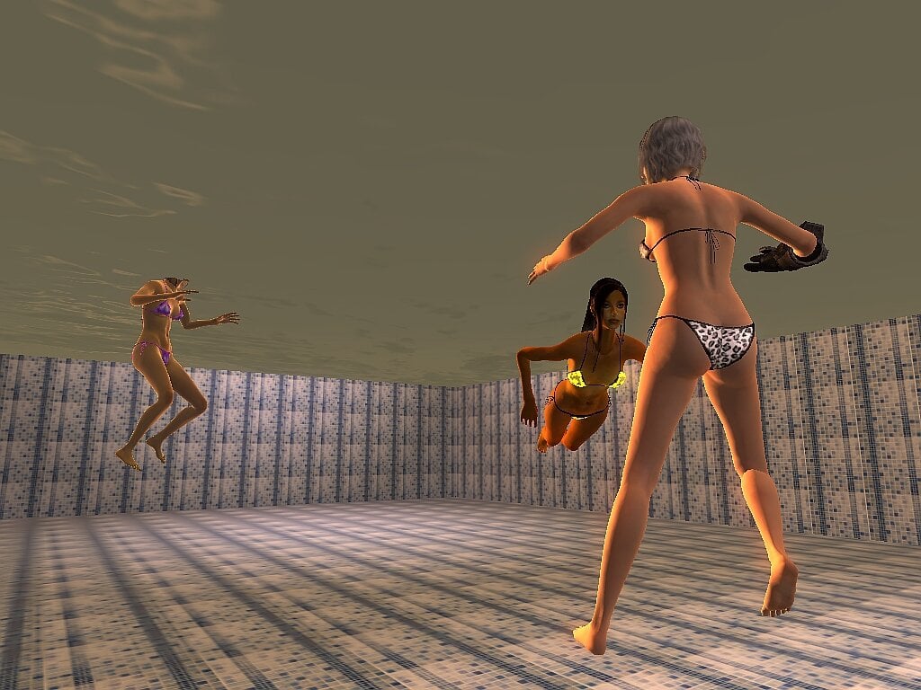 Veronica_Jasmine_Willow_swimming_01AA.jpg