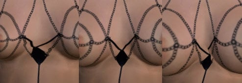 Boobglitch.jpg.55ae386193e8f8ddaa8fae2466e5544c.jpg