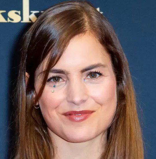 hannah-hoekstra-mocht-alleen-eigen-scenes-lezen-voor-charlies-angels.jpg.92d12511b707e38185b33a07653d54db.jpg