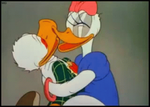 donald-duck-love.gif.d7dae295130eeb08e27cc959ee3575e7.gif