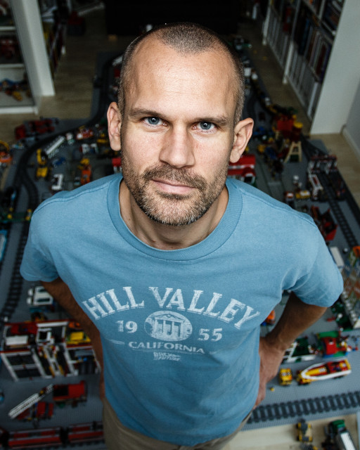 stefan-holm-lego-scaled.jpg.6cb679eeaa01cdda415926b28e8444e7.jpg