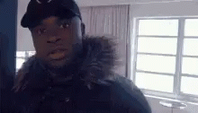 quick-maths-mans-not-hot.gif.9add16b7642c8017156163093d369e6d.gif