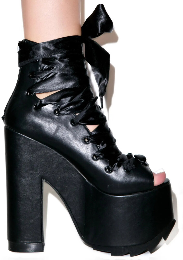 Y.R.U.-Ballet-Bae-Platforms-2.thumb.jpg.07a215978f8d39cb5c776e2cb0c73d5d.jpg