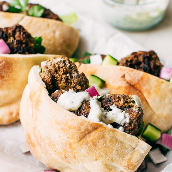 Kofta-Naanwich-with-Garlic-Tahini-Sauce-10-720x720.jpg.51e4f2b79d3348c0cca49ae85ddebc06.jpg