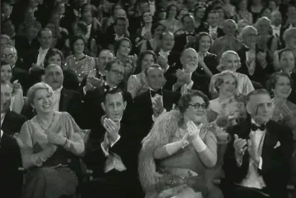 applaudes.gif.a8511b81a574a2ffa7c29cd304bd73fe.gif