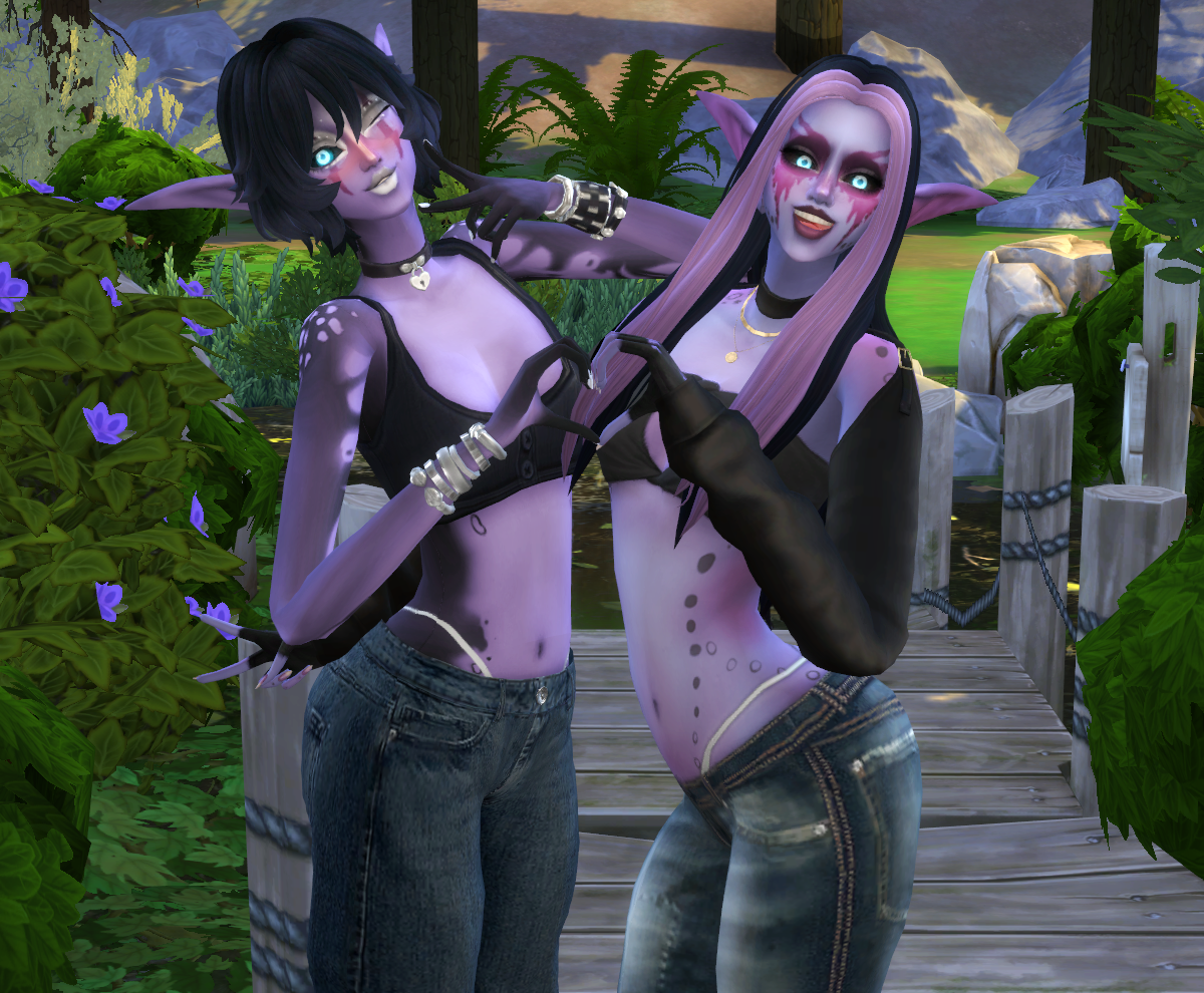 aliengroupshot-04b.png.9a487f4e5090d6b9496e2e3cfd895e74.png