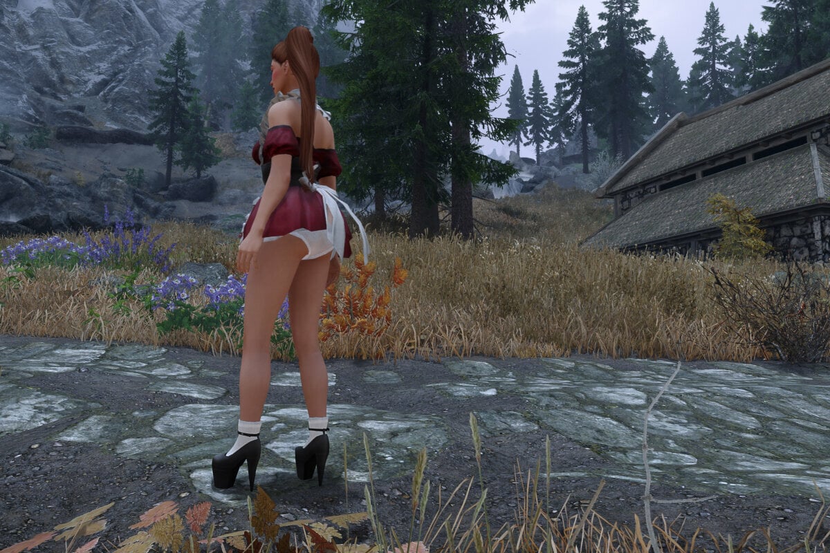 2_elsa_wine_slutty_2.jpg.b526282a2c02e43b04b592de0ae3683e.jpg