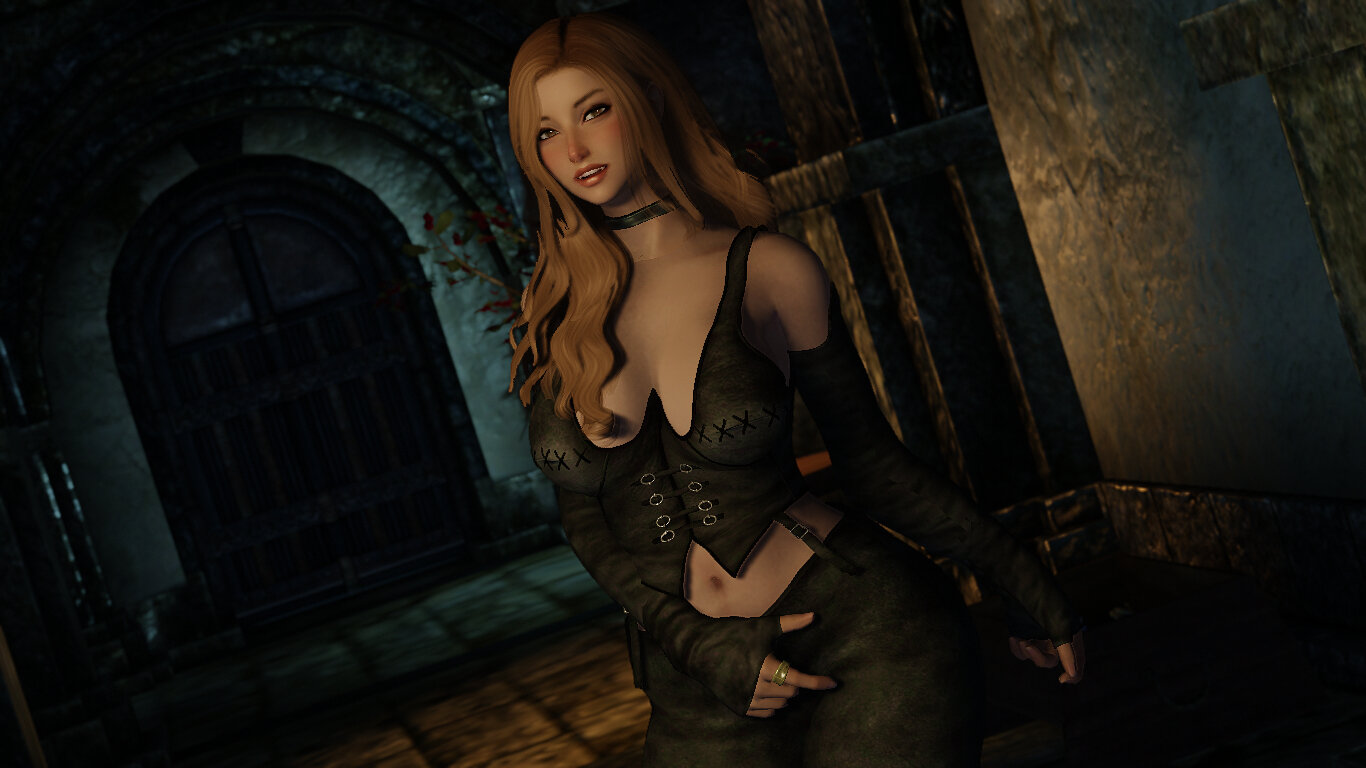 Judith397.jpg.d8adca7e0b9d65fccd5beba968f5fcaf.jpg