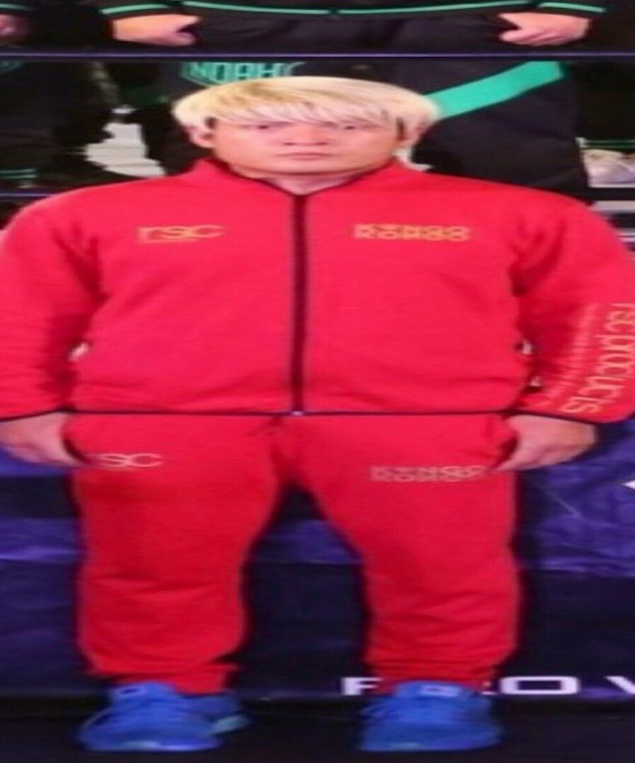 kanoh standing.jpg