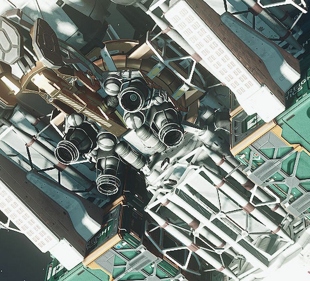 arianne-4-note-the-spacesuite-cans-leaking-out-at-the-centre-truss-crop.jpg.66a2f0bec9ab5324a64bdff5ad3f8a8b.jpg