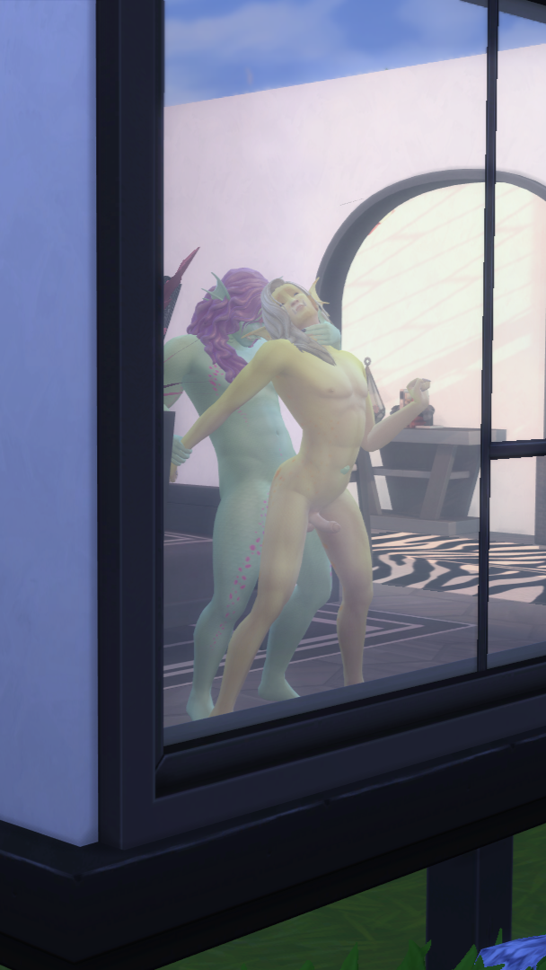 PuttingonaShow.png.86069ed17409ee34eb95a2bd9e49d817.png