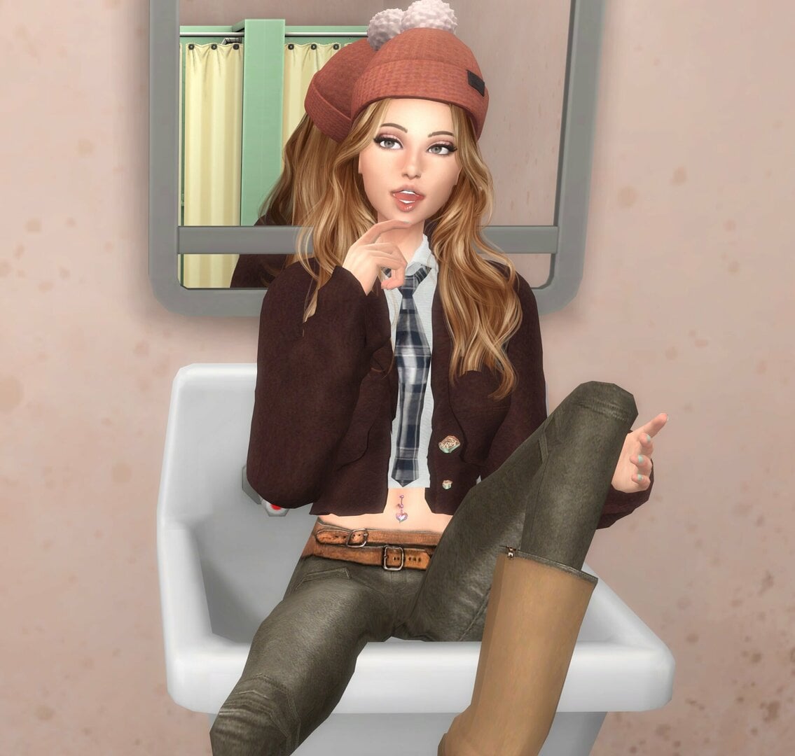 Emma49jpg.thumb.jpg.bfb738046c5f3ccd7b6d230b8d853c62.jpg
