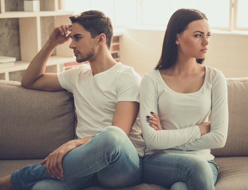 Angry-Couple-min.jpg.f4fc428040fb056c87c031fe18daf55b.jpg