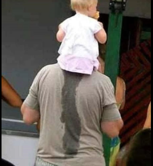 fatherandababy.png.aeb09ea64982f9717a0bf962ef730412.png