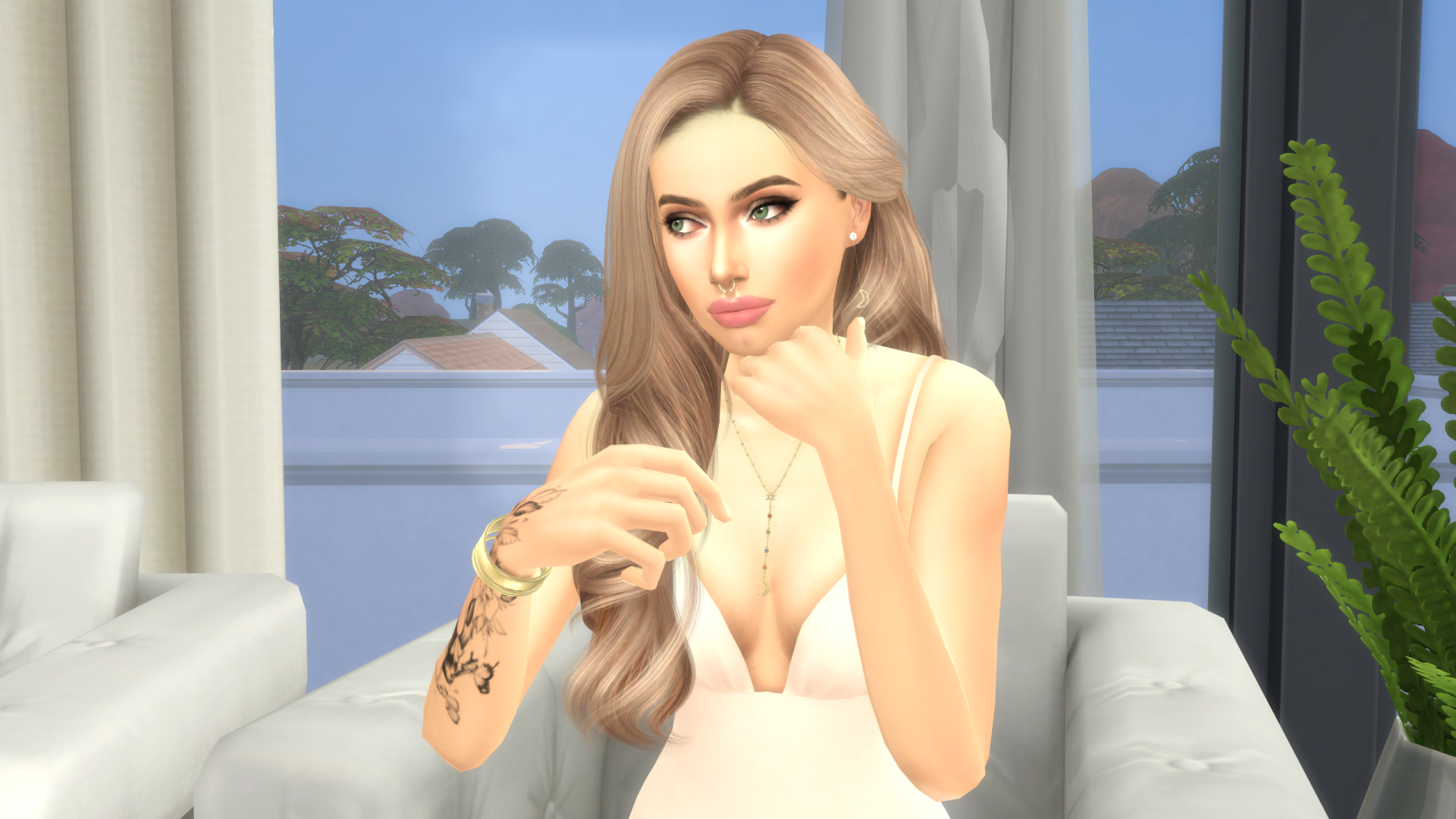 EmmaFormal1.thumb.png.5dd715ae7f53072fc165620deb24bc90.png